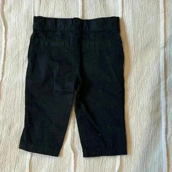 OshKosh B'gosh & Carter's - Sweatshirt and navy pants. Size 6 months - Picture 6 of 6